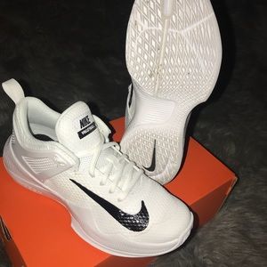 Nike Air Zoom Hyperace Volleyball sneakers